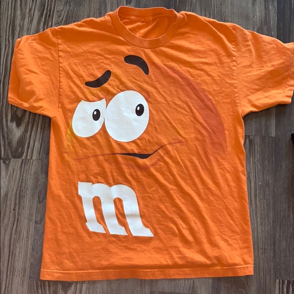 M&Ms orange T
